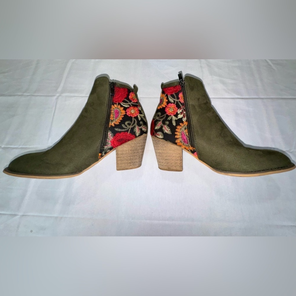 Tiara Mika Boho Taupe Embroidered Floral Ankle Boots Women’s Sz 8.5 - Picture 5 of 6
